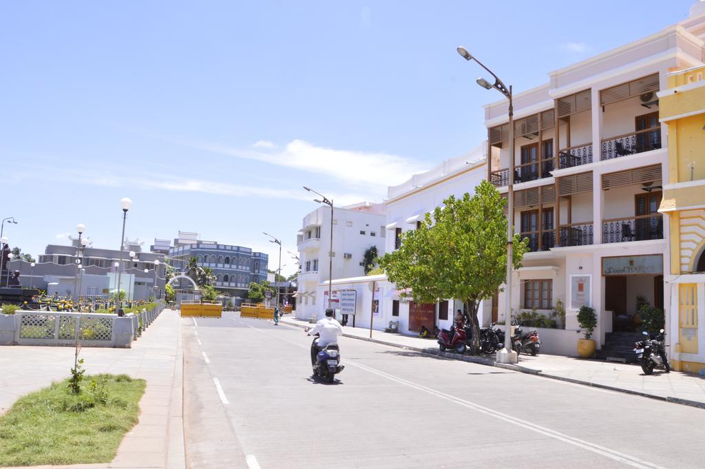 Cours Chabrol Hotell Pondicherry Eksteriør bilde