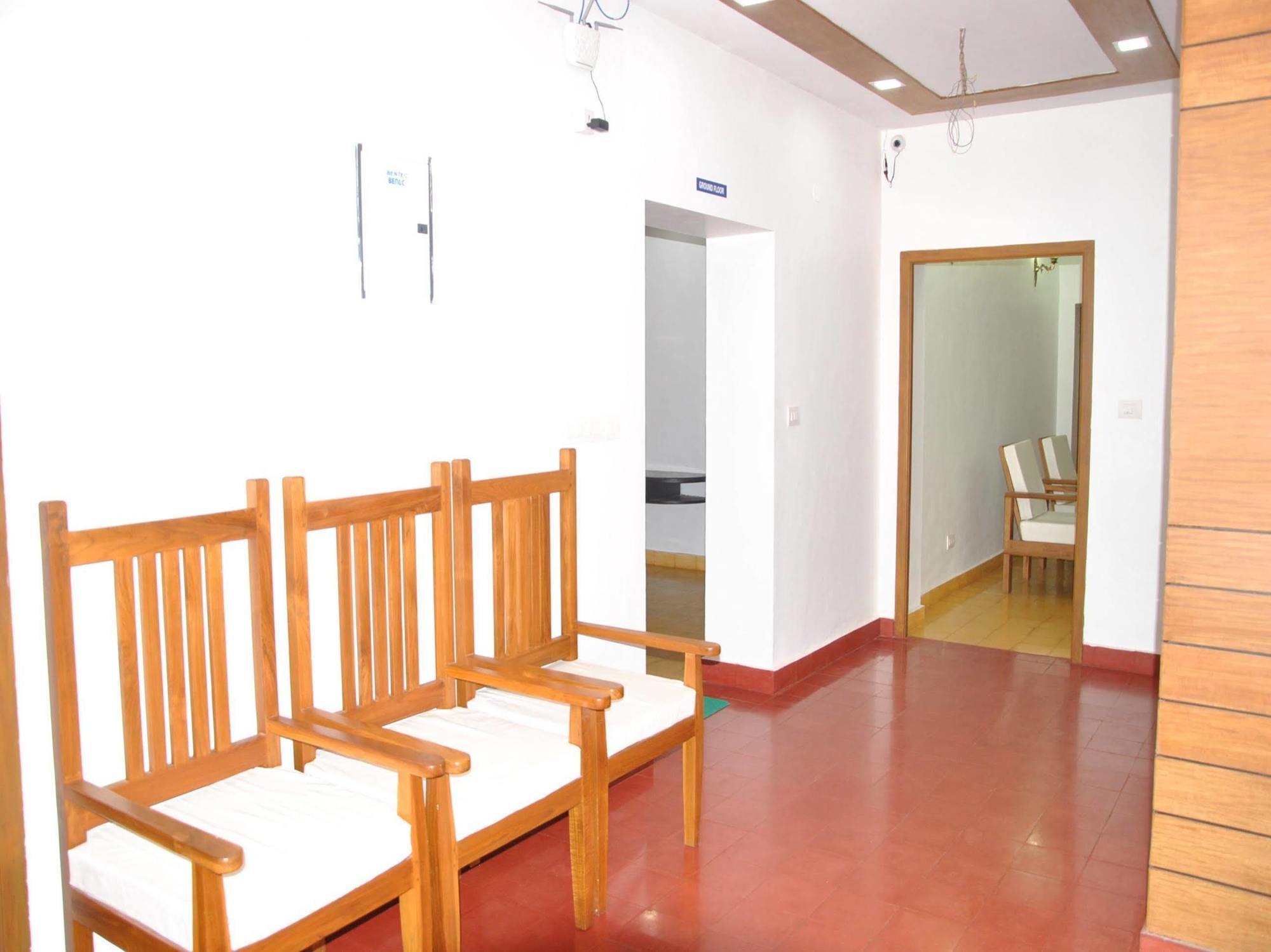 Cours Chabrol Hotell Pondicherry Eksteriør bilde